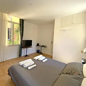 residenza-del-duse.emilia-romagnahotels.net/